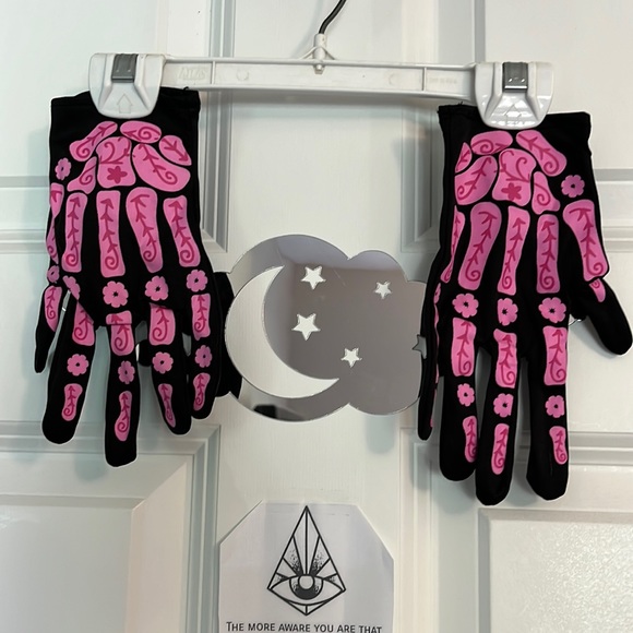 PINK 💀 SKULL 🧤 GLOVES KIDS - Picture 1 of 6